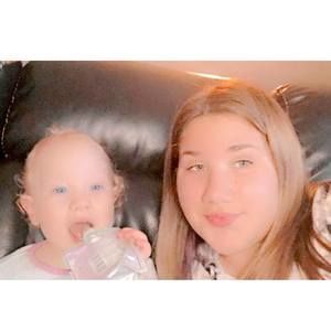 Meet your Posher, Alexis